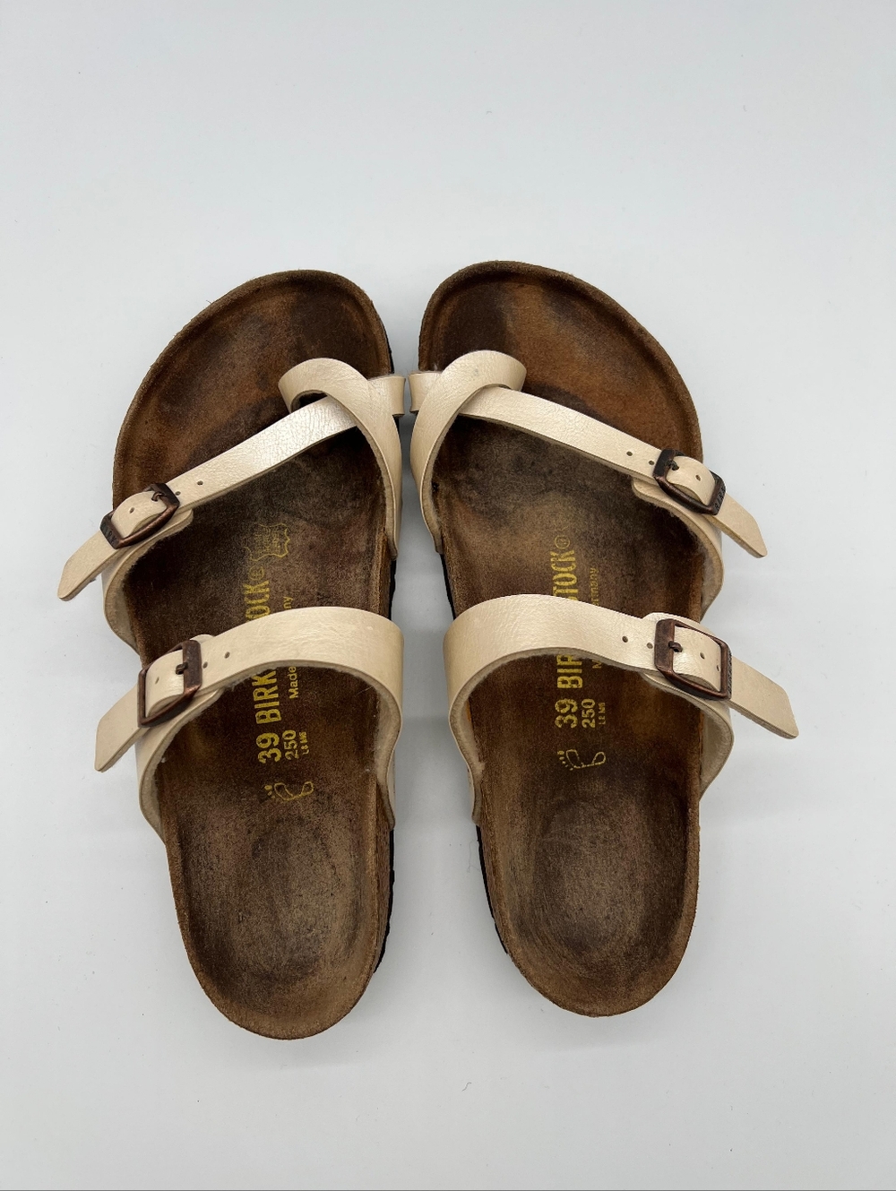 Birkenstock Mayari Pearly Cream Sandals Size: Women's 8 - Picture 3 of 6
